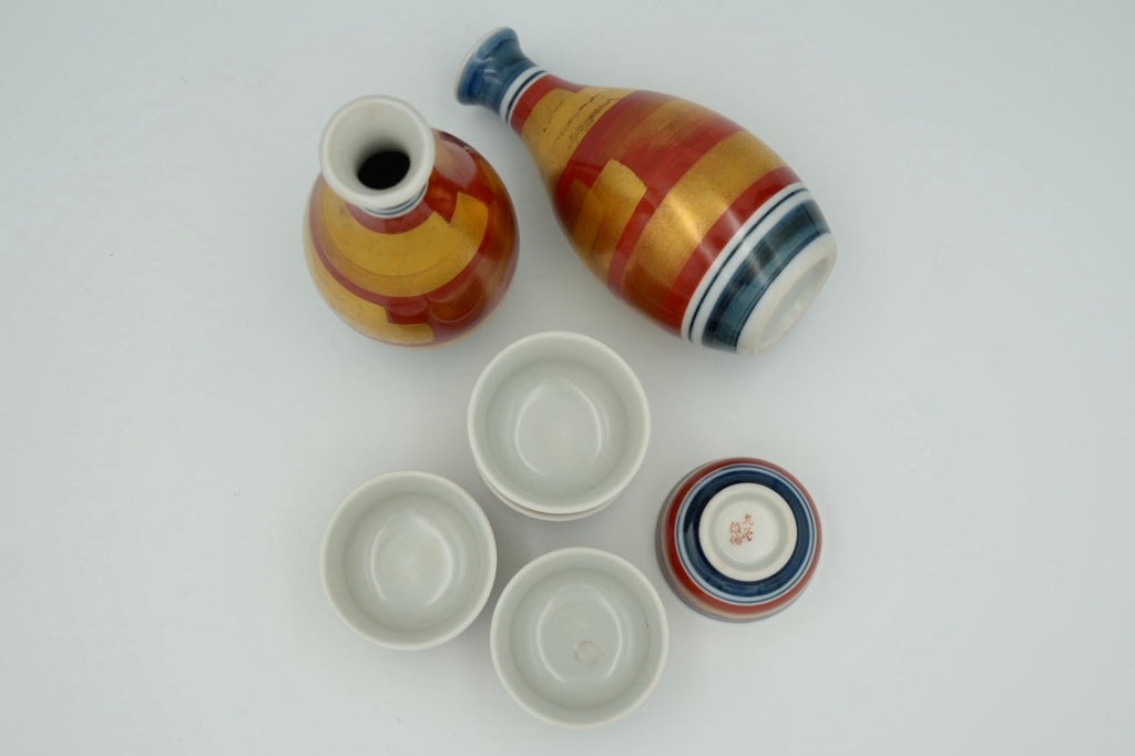 Kutani Seihaku Kiln Sake Set | 2 Tokkuri Flasks & 5 Guinomi Cups | Bold Color Band Design | Showa-Heisei Era | Wooden Box